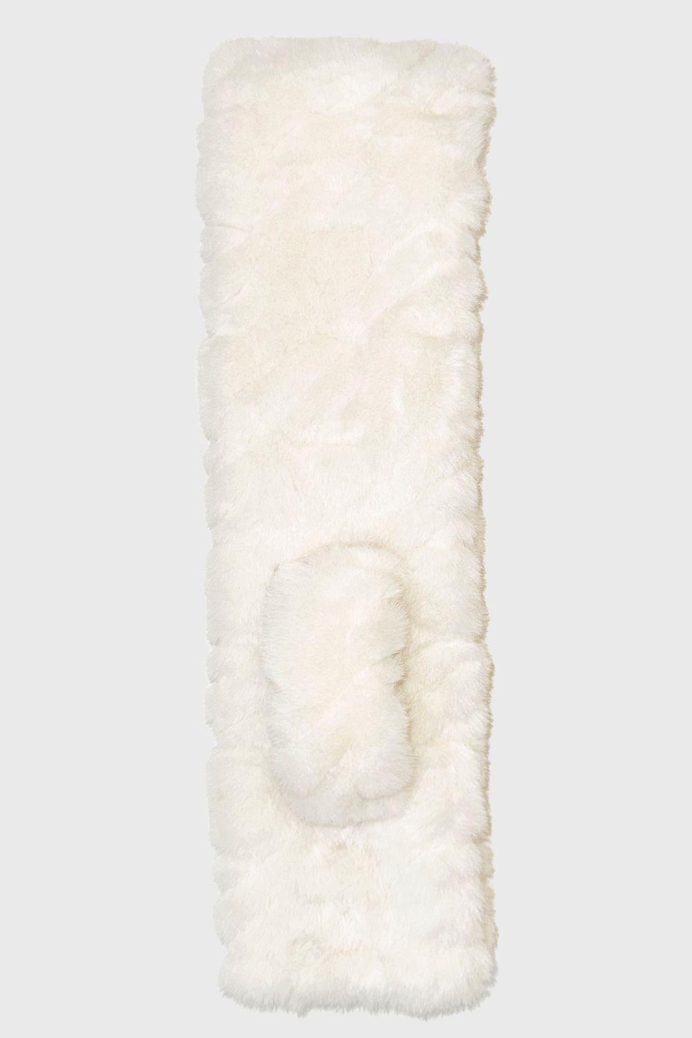 Cuello Tipo Piel Blanco Invierno Nicopoly-2