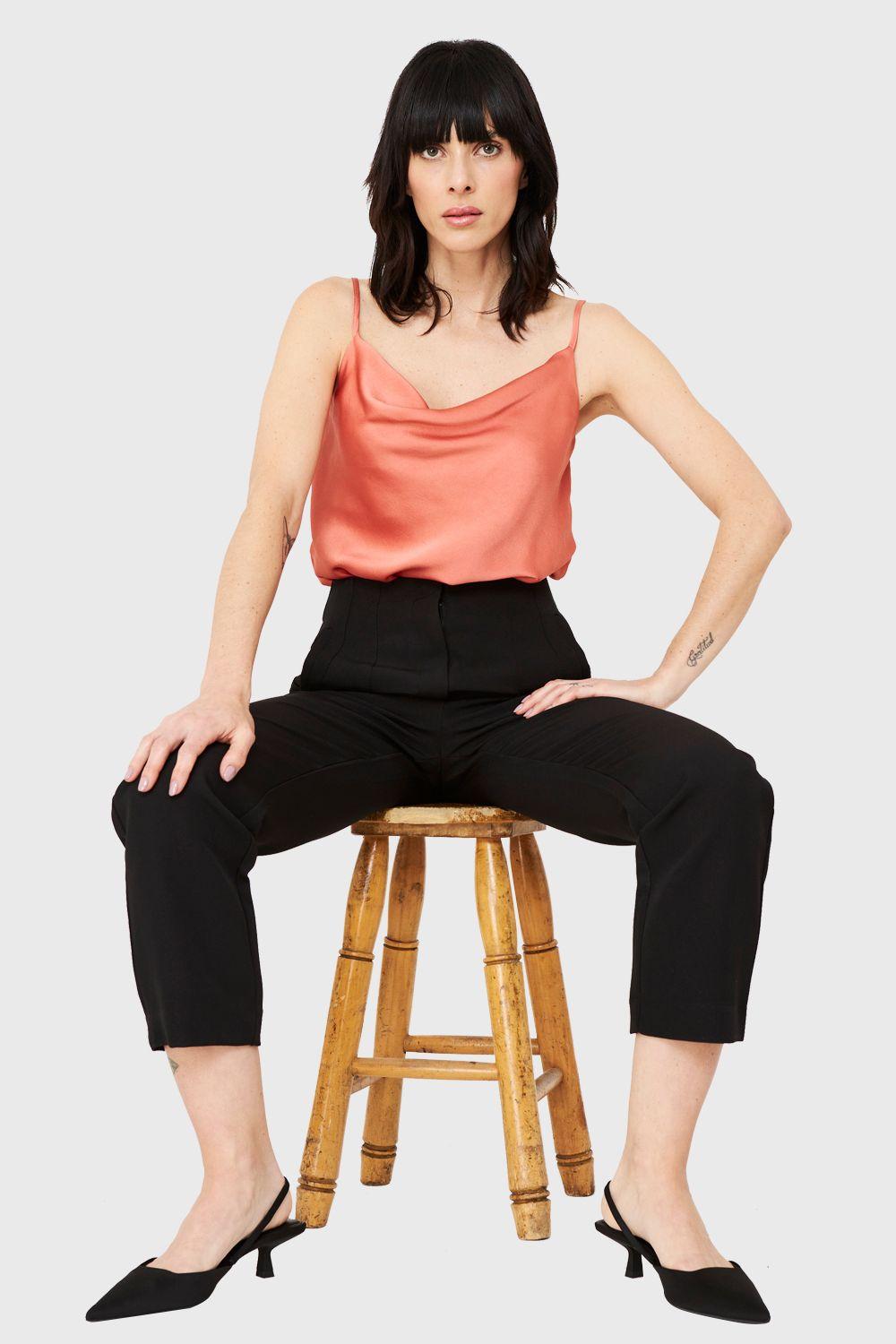 Pantalón Pinzas Negro Nicopoly-4