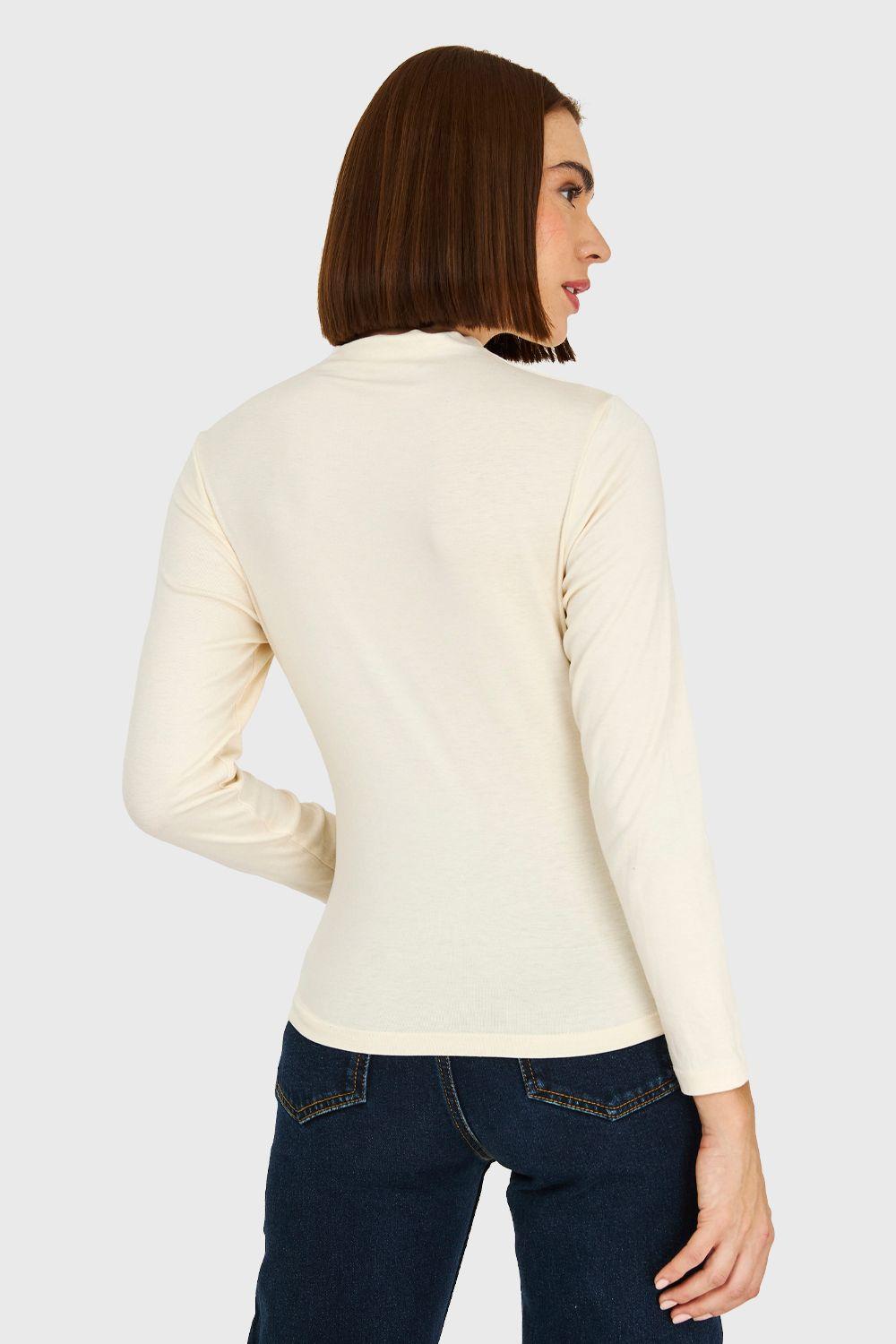 Polera Cuello Alto Blanco Invierno Nicopoly-3