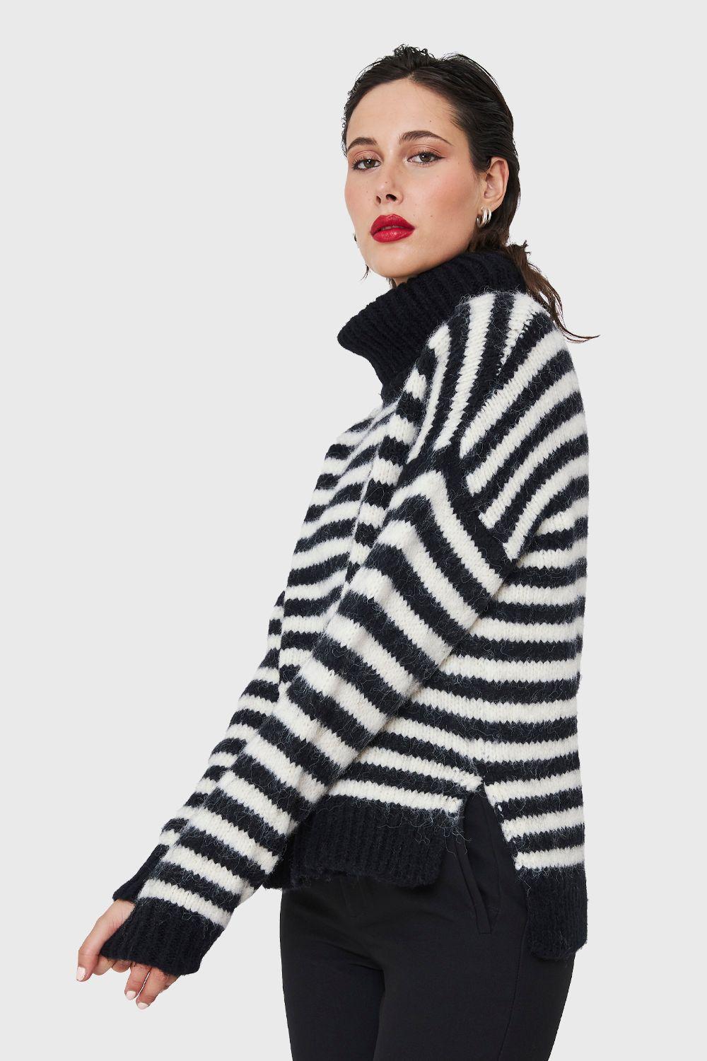 Sweater Holgado Rayado Cuello Alto Negro Nicopoly-2