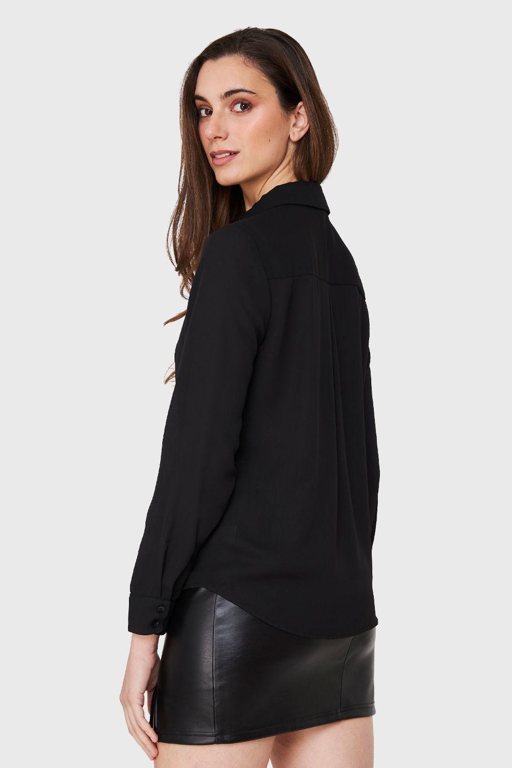 Blusa Básica Botonera Invisible Negro Nicopoly-3