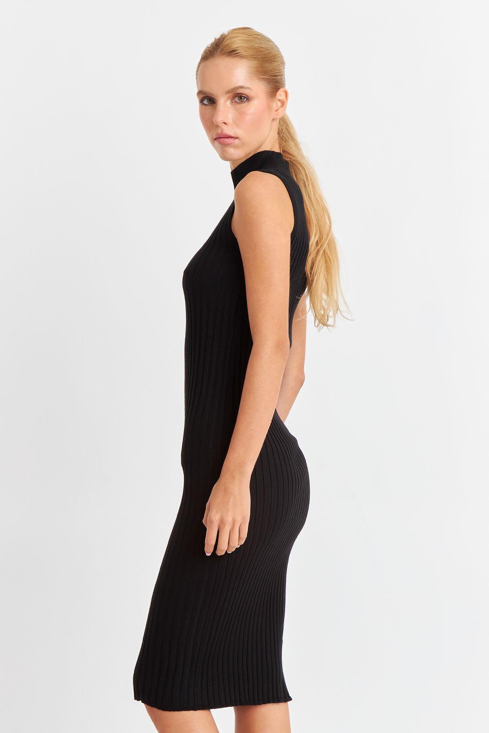 Vestido Acanalado Cuello Alto Negro Nicopoly-8