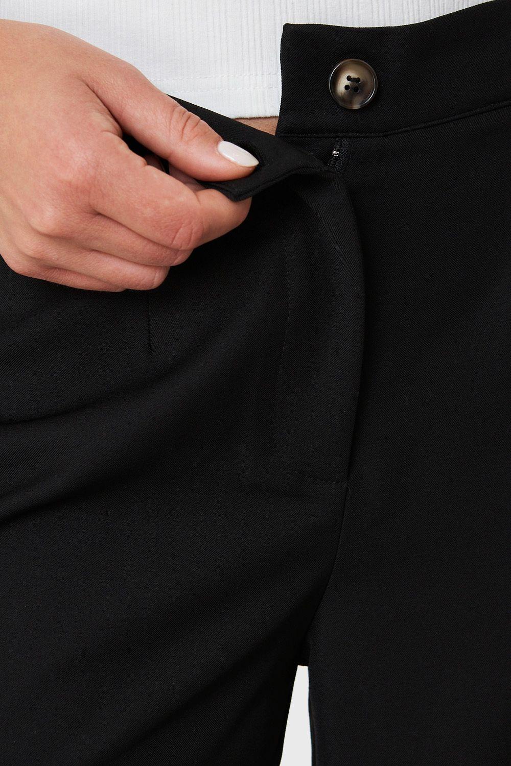Pantalón Recto Negro Nicopoly-5