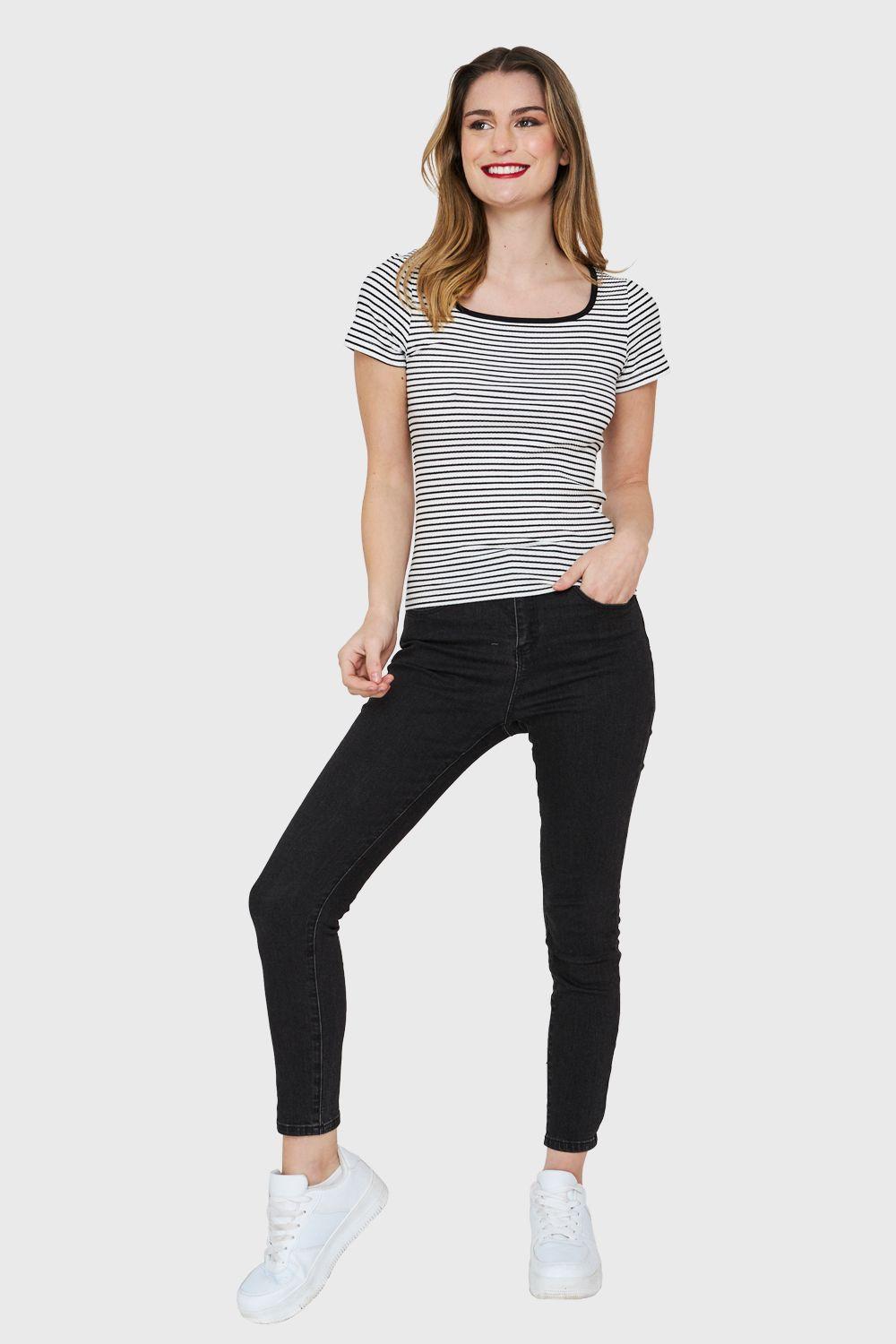 Polera Rayas Negro Nicopoly-1