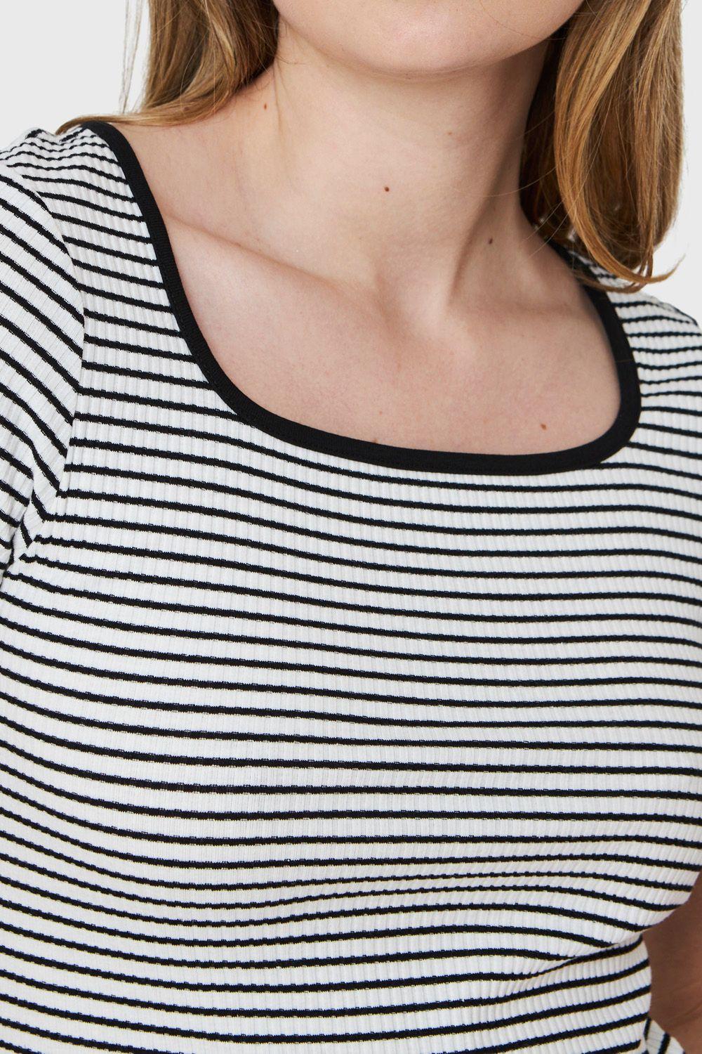 Polera Rayas Negro Nicopoly-5