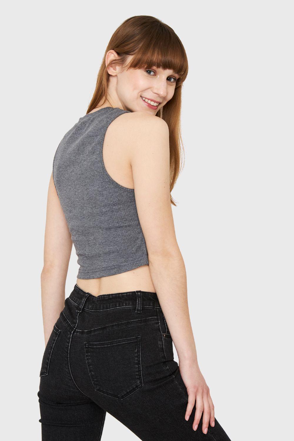 Polera Crop Top Cut Out Gris Nicopoly-3
