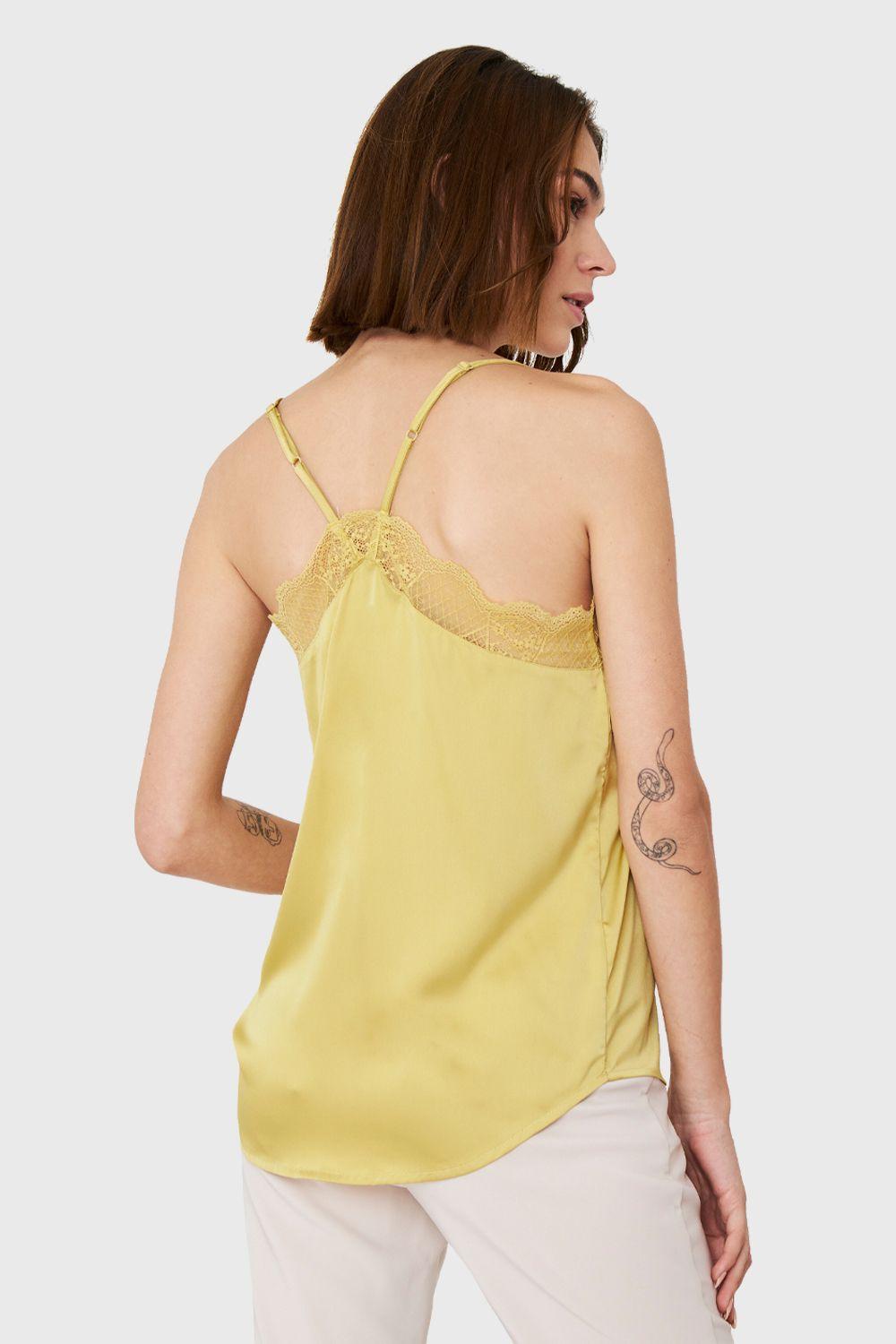 Top Tipo Satín Escote Encaje Amarillo Nicopoly-3