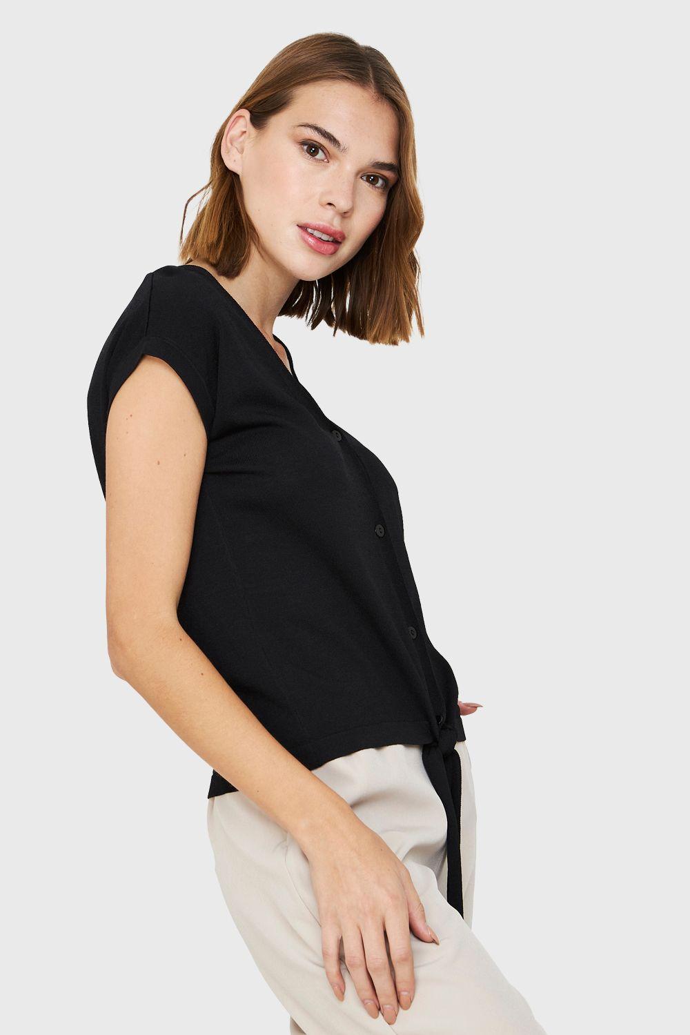 Polera Abotonada Nudo Negro Nicopoly-2
