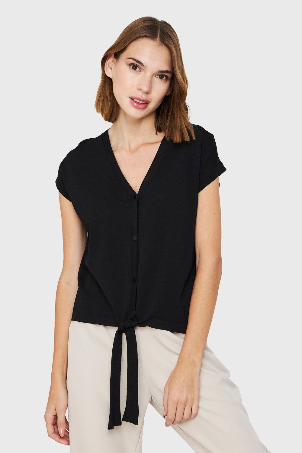 Polera Abotonada Nudo Negro Nicopoly-4