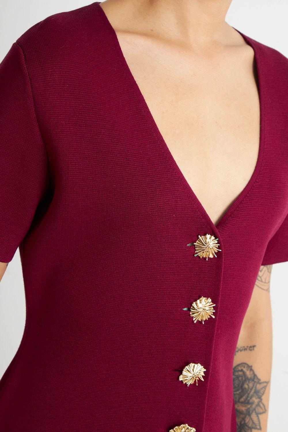 Polera Hilo Cuello V Botones Burdeo	 Nicopoly-5