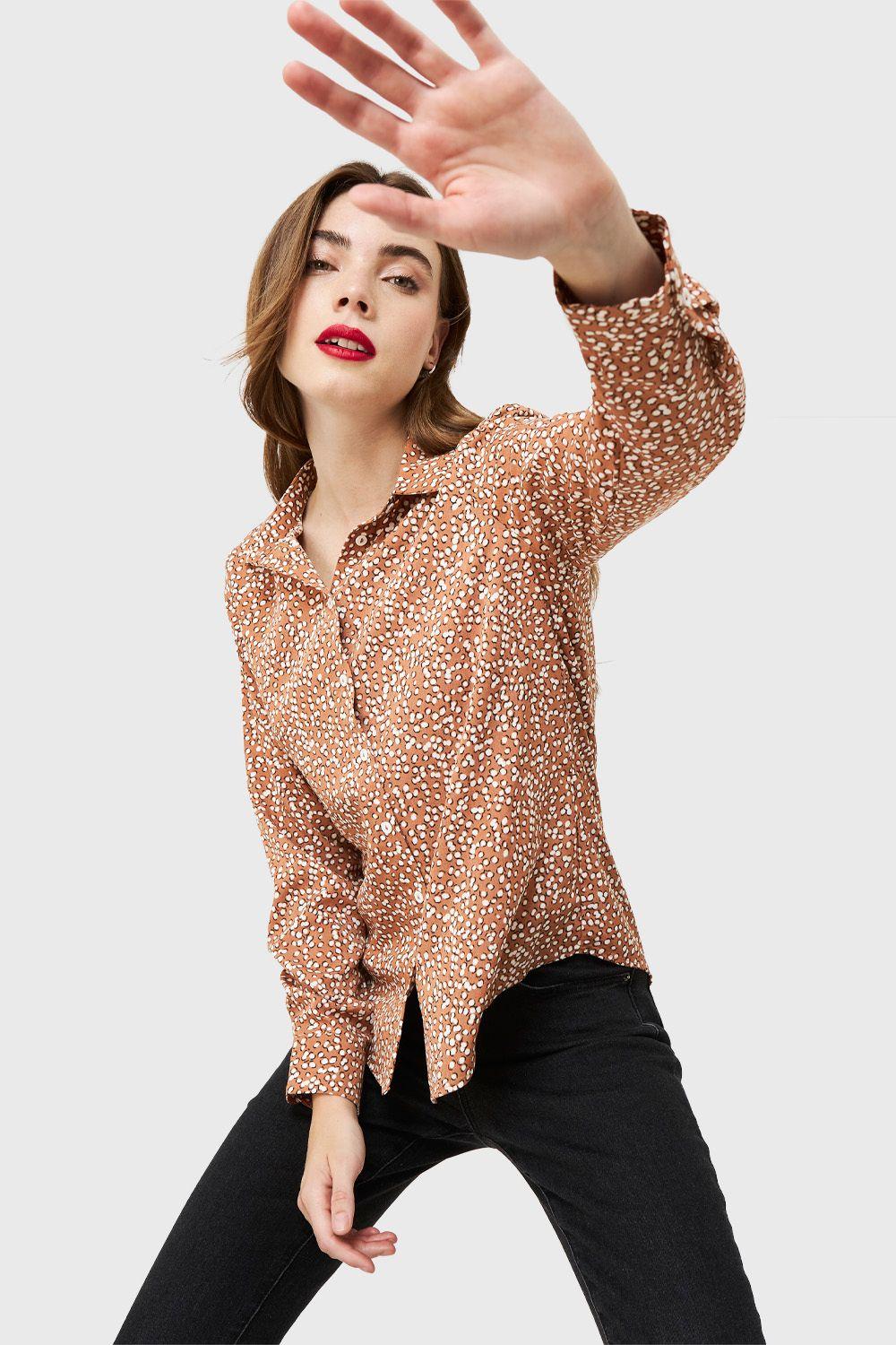 Blusa Lunares Irregulares Café Nicopoly-4