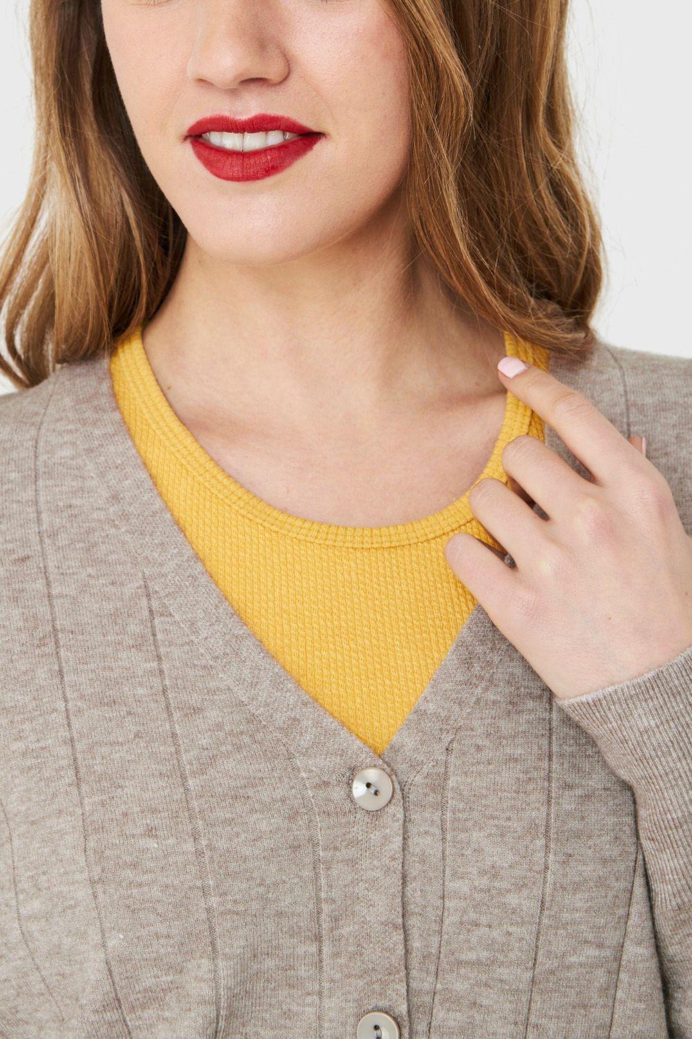 Cárdigan Acanalado Botones Khaki Nicopoly-5