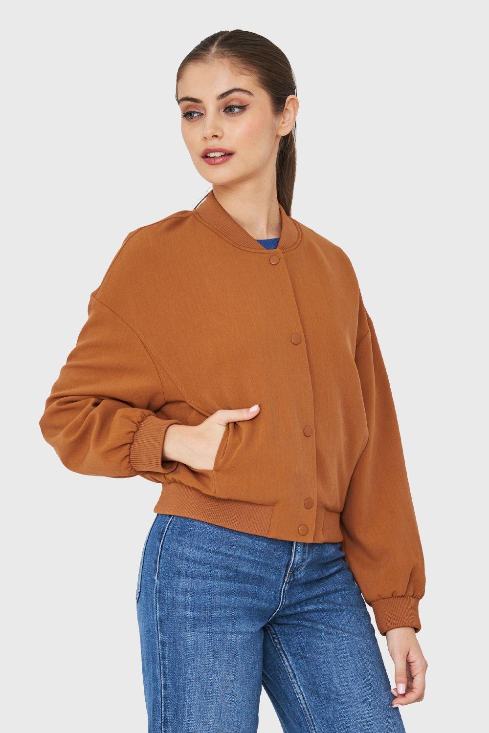 Chaqueta Bomber Broches Camel Nicopoly-2