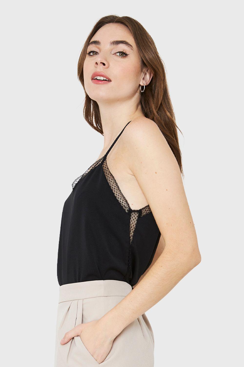 Top Escote Encaje Negro Nicopoly-2