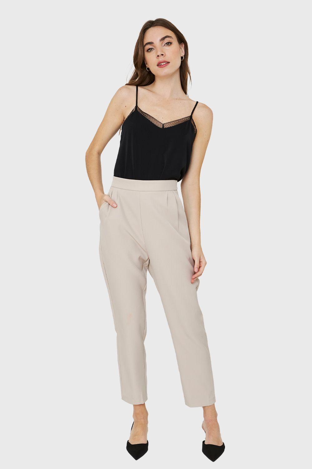 Top Escote Encaje Negro Nicopoly-1