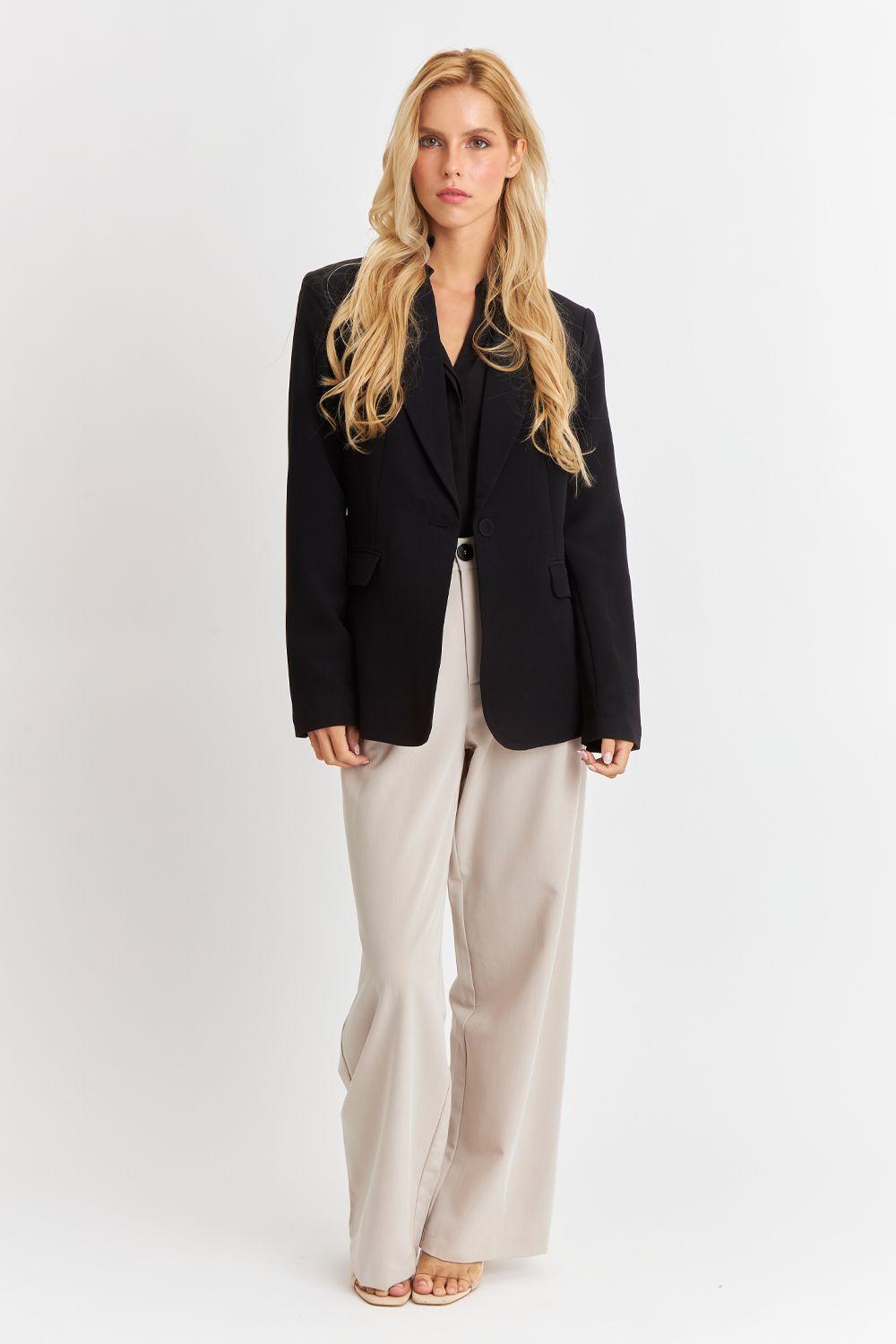 Blazer Bolsillos y Botón Negro Nicopoly-1