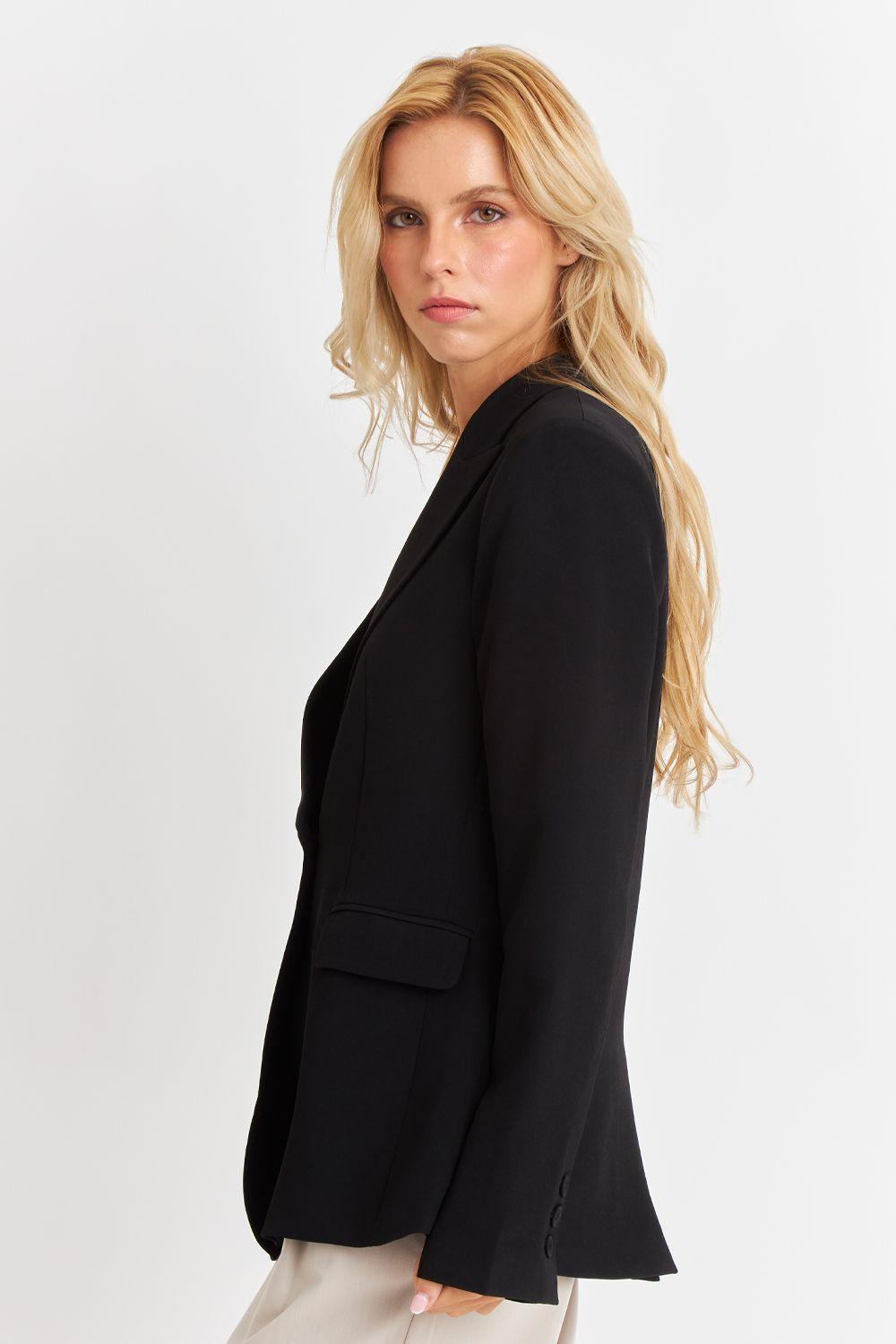 Blazer Bolsillos y Botón Negro Nicopoly-2