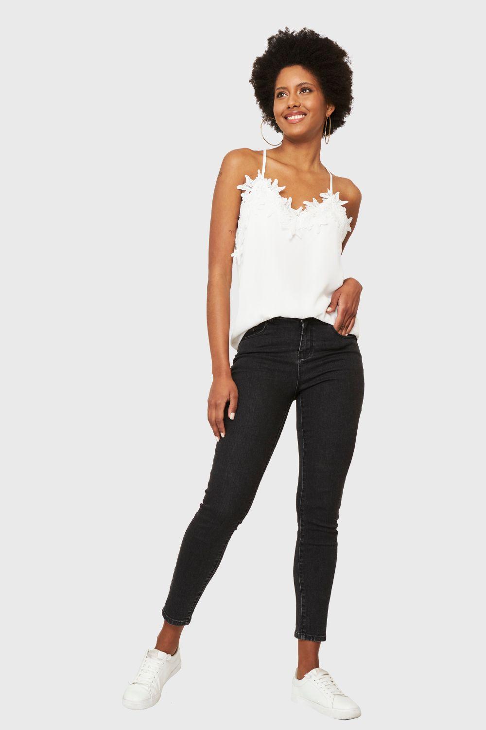 Blusa Escote Flores Blanco Nicopoly-1