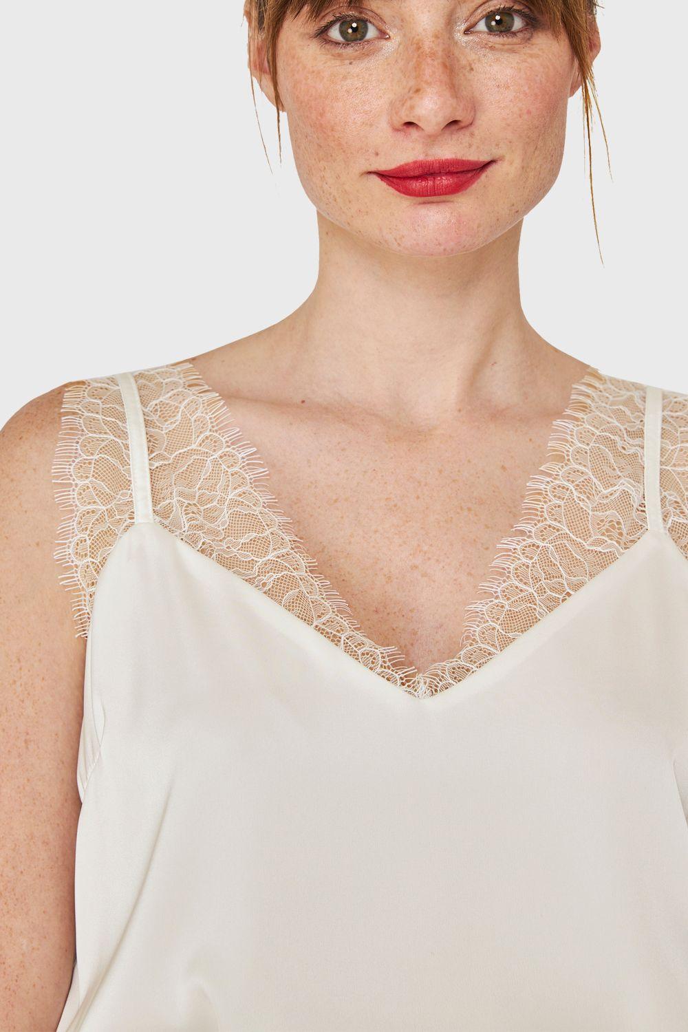 Blusa Satín Encaje Tirante Ancho Blanco Nicopoly-5
