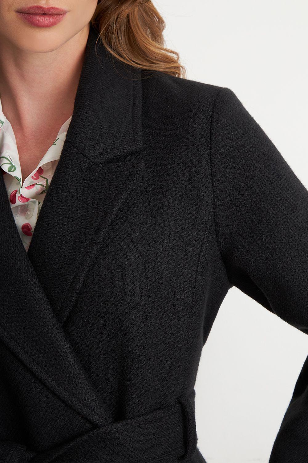 Abrigo Cinturón y Solapa Negro Nicopoly-5