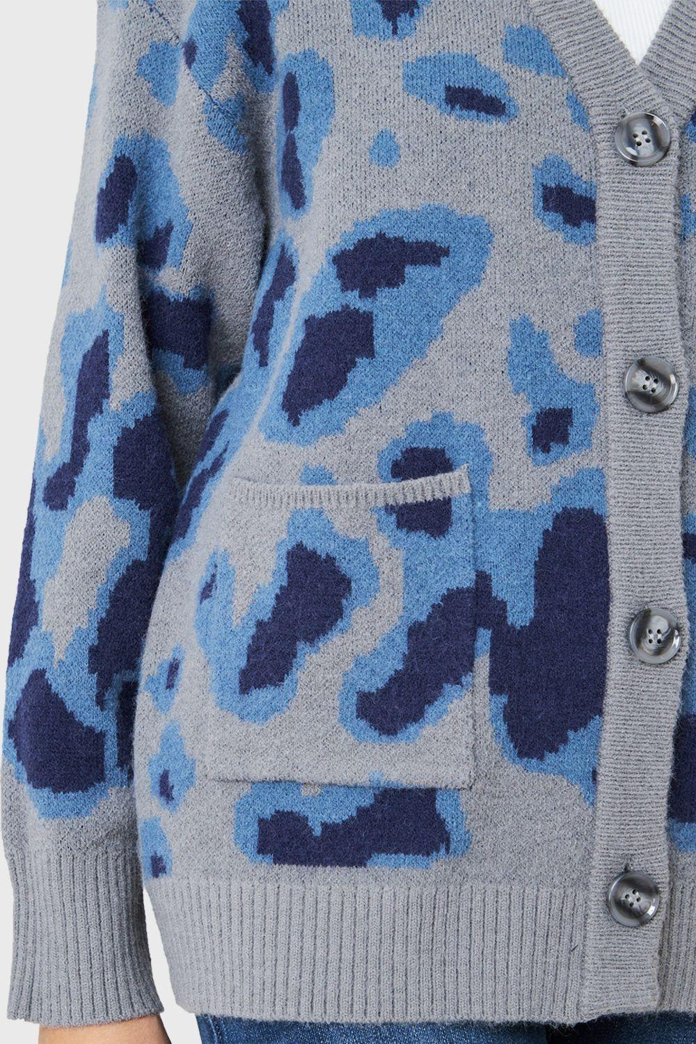 Cárdigan Botones Animal Print Celeste Nicopoly-5