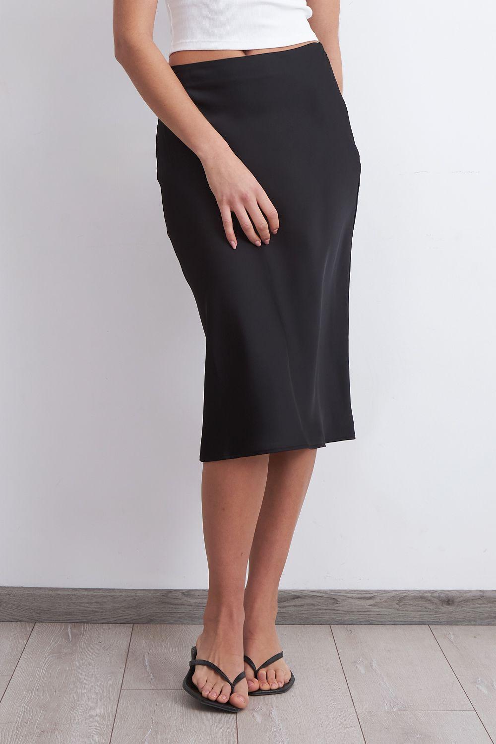 Falda Tipo Satín Negro Nicopoly-4
