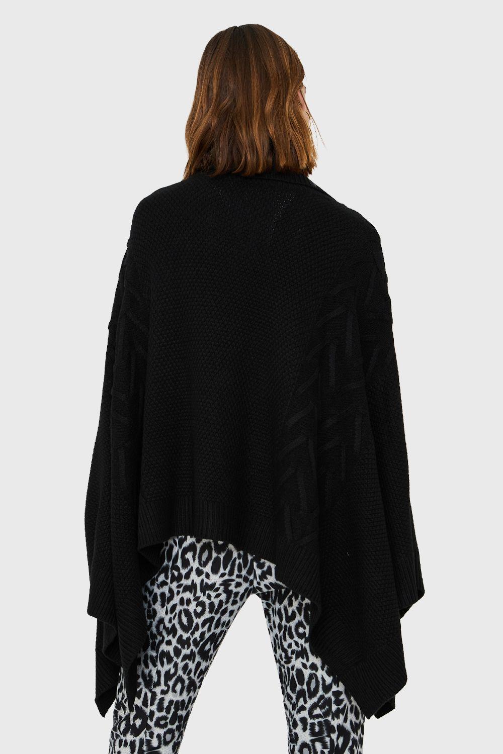 Poncho Cuello Beatle Negro Nicopoly-3