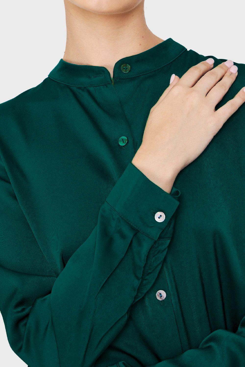 Blusa Cuello Mao Tipo Satín Verde Oscuro Nicopoly-5