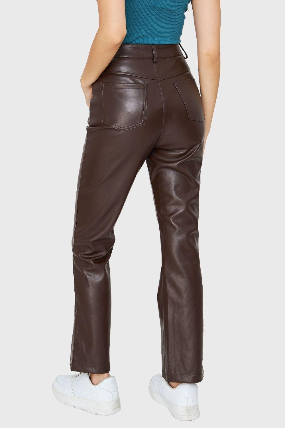 Pantalón Ecocuero Bolsillos Café Nicopoly-3