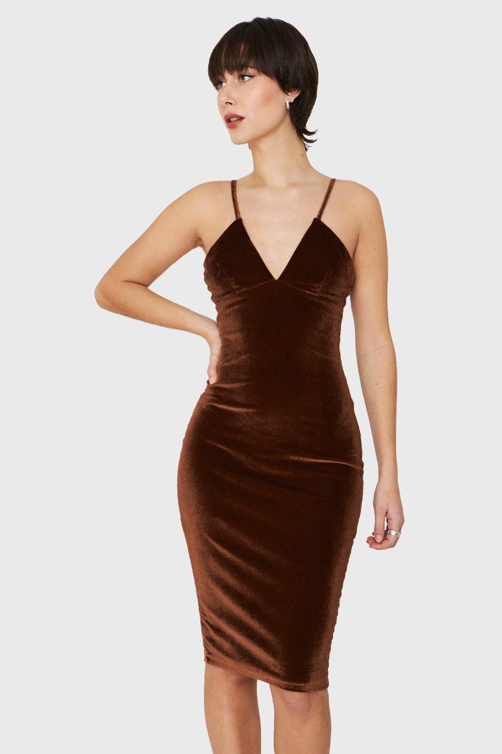 Vestido Plush Midi Café Nicopoly-0