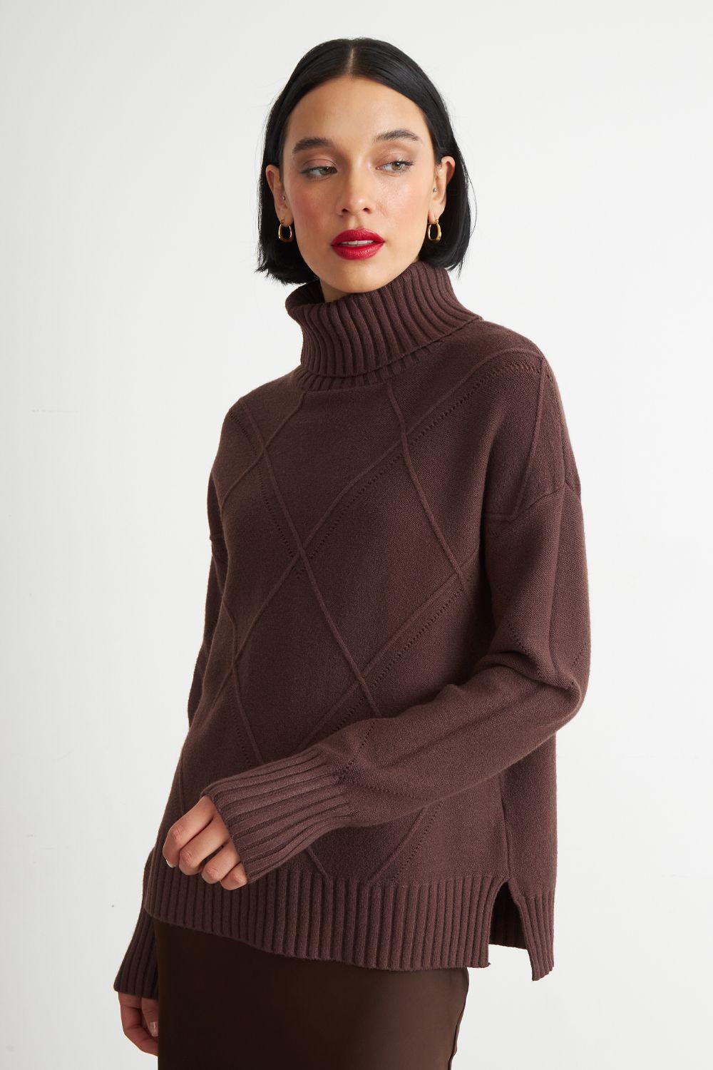 Sweater Cuello Alto Rombos Café Nicopoly-4