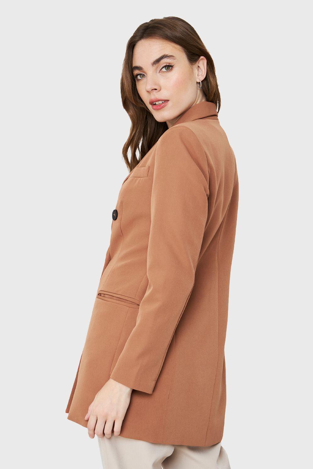 Blazer Largo Cuatro Botones Café Nicopoly-3