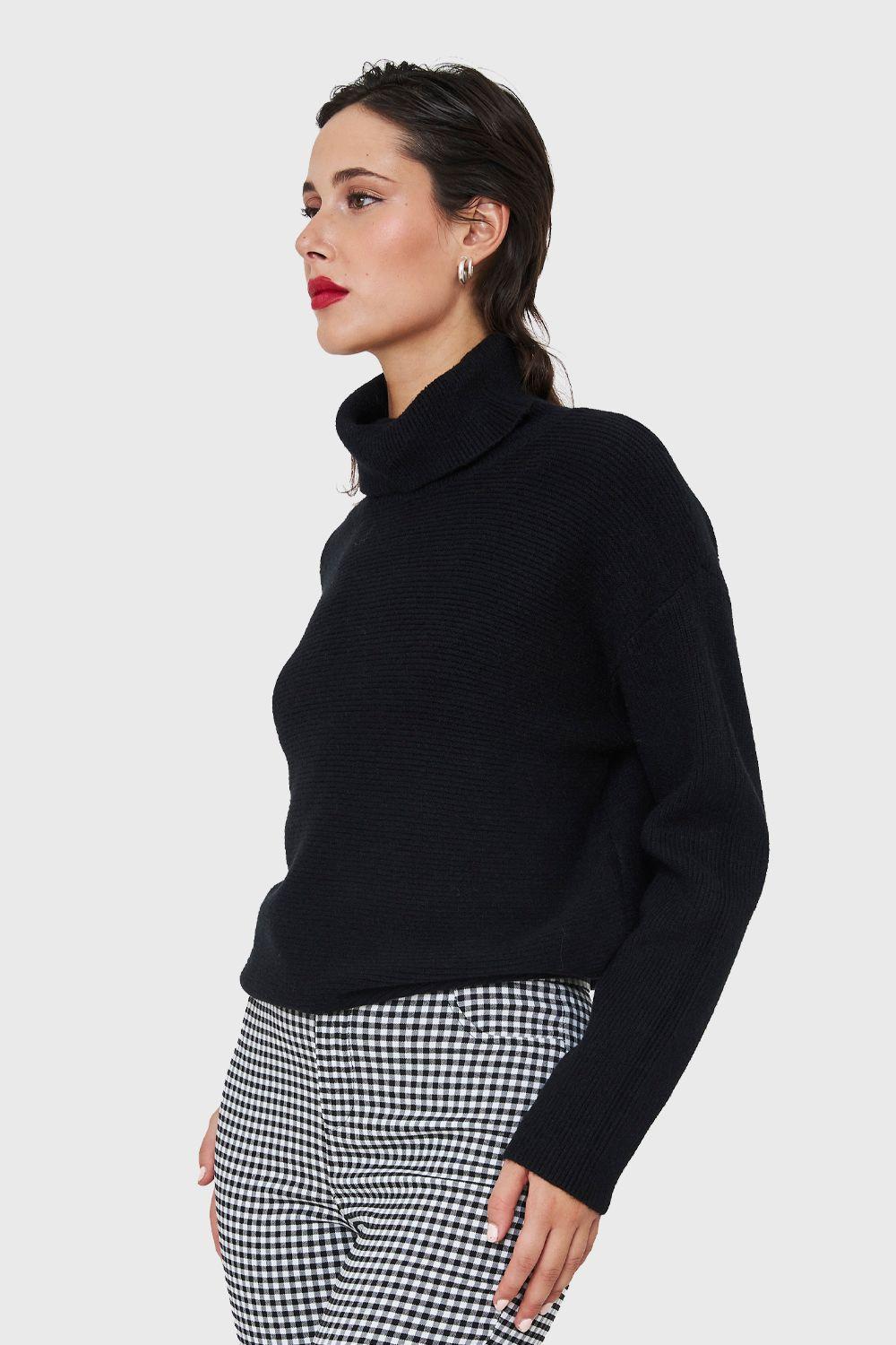 Sweater Cuello Beatle Acanalado Negro Nicopoly-2