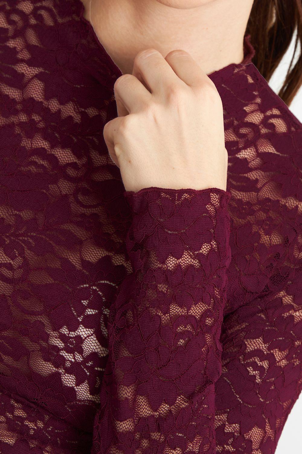 Polera Encaje Cuello Alto Burdeo Nicopoly-5