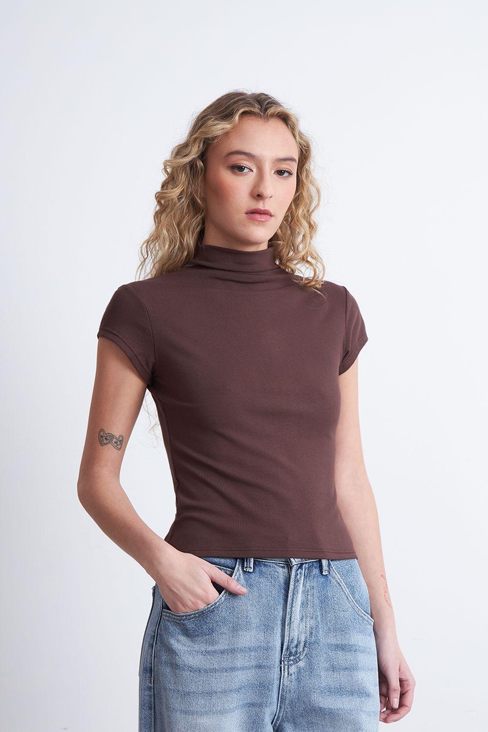 Polera Manga Corta Cuello Alto Café Nicopoly-5