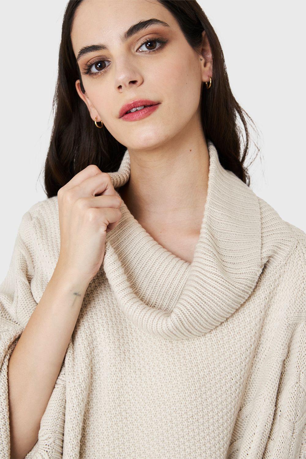 Poncho Cuello Beatle Blanco Nicopoly-5