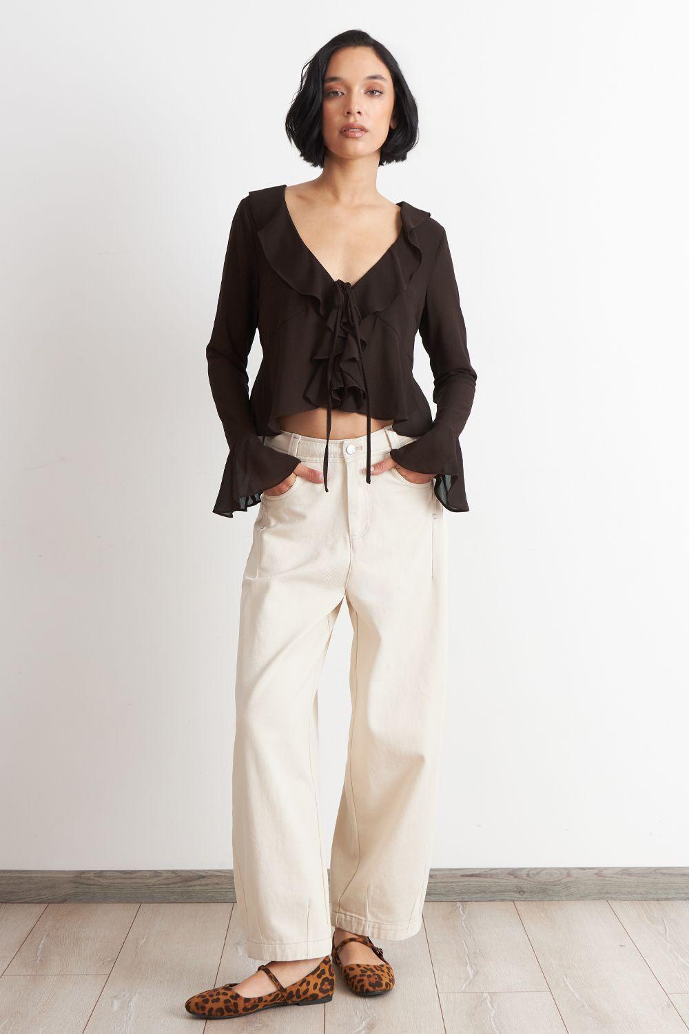 Blusa Vuelos Manga Larga Café Nicopoly-1