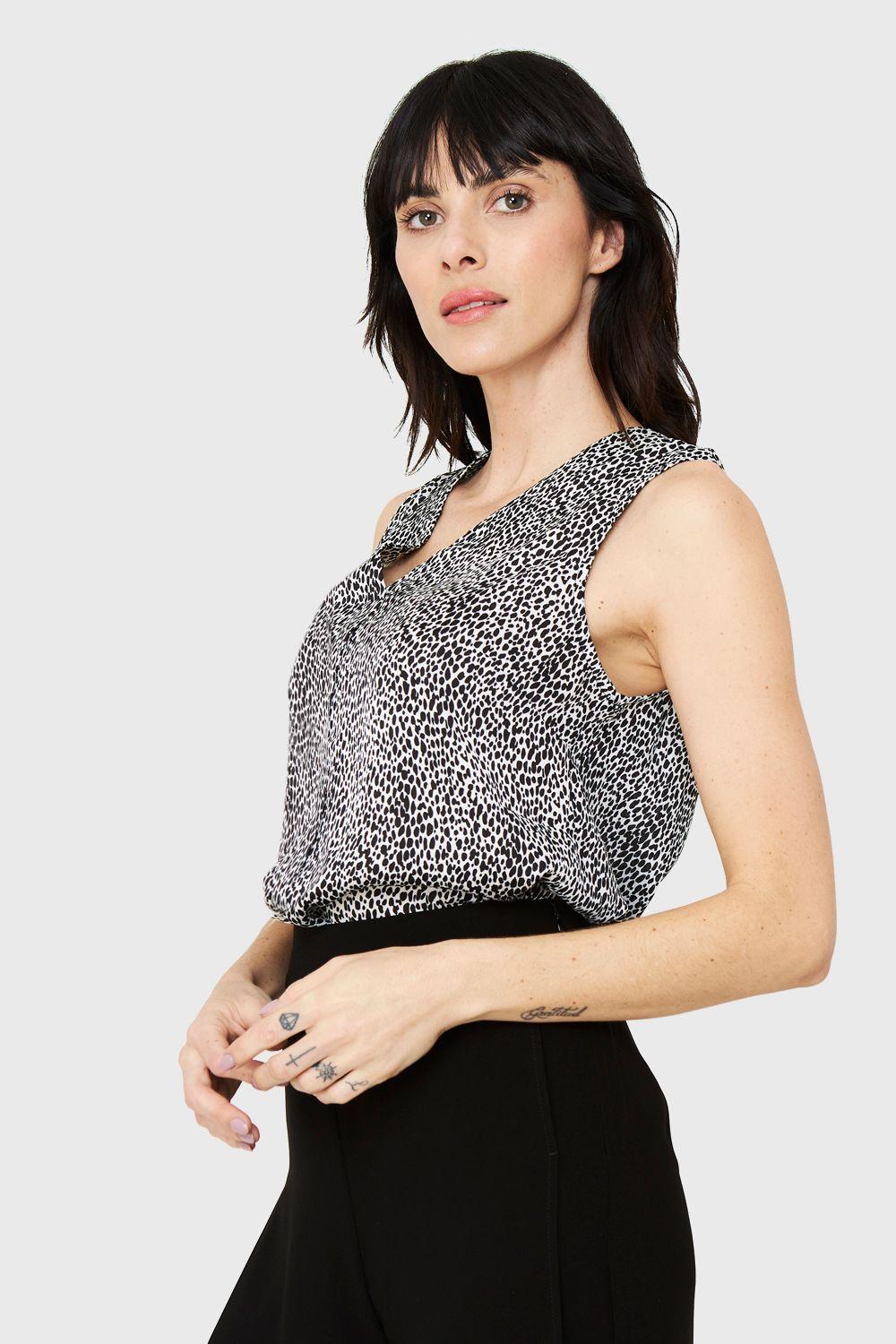 Blusa Tipo Satín Negro Nicopoly-2