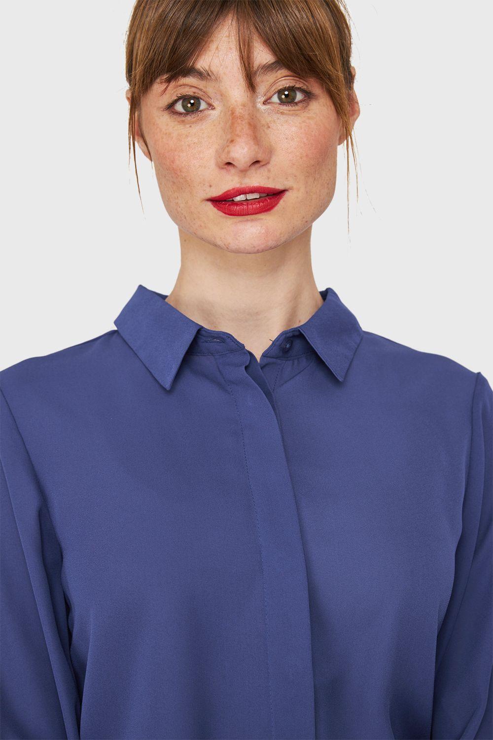 Blusa Básica Botonera Invisible Azul Eléctrico Nicopoly-5
