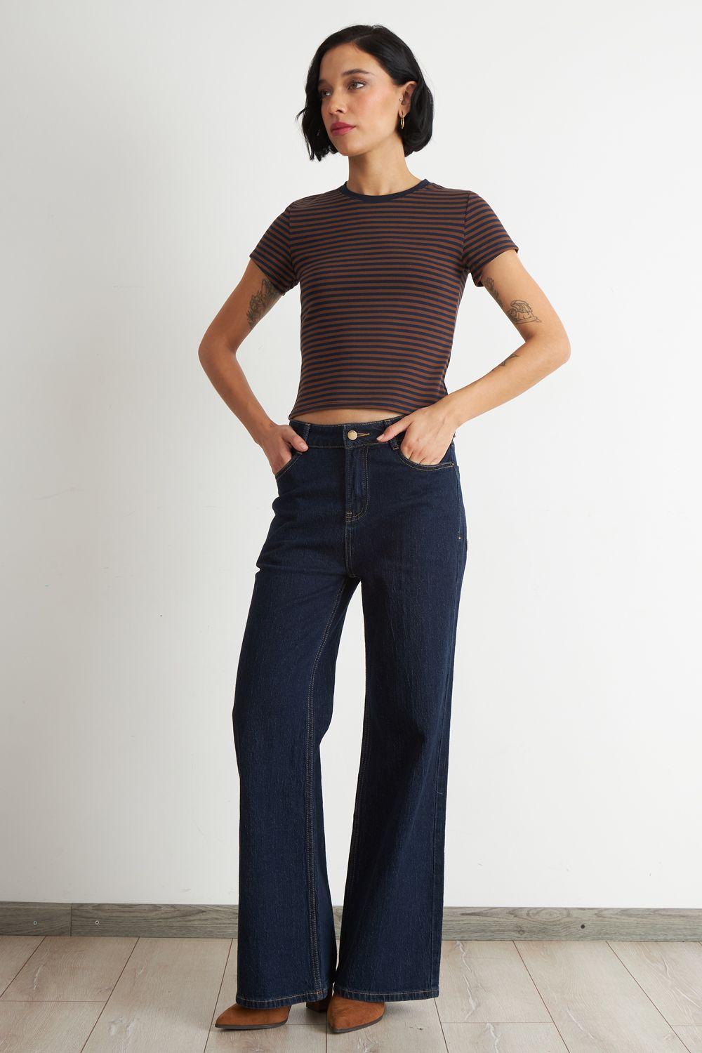 Polera Básica Cuello Redondo Líneas Café Nicopoly-1