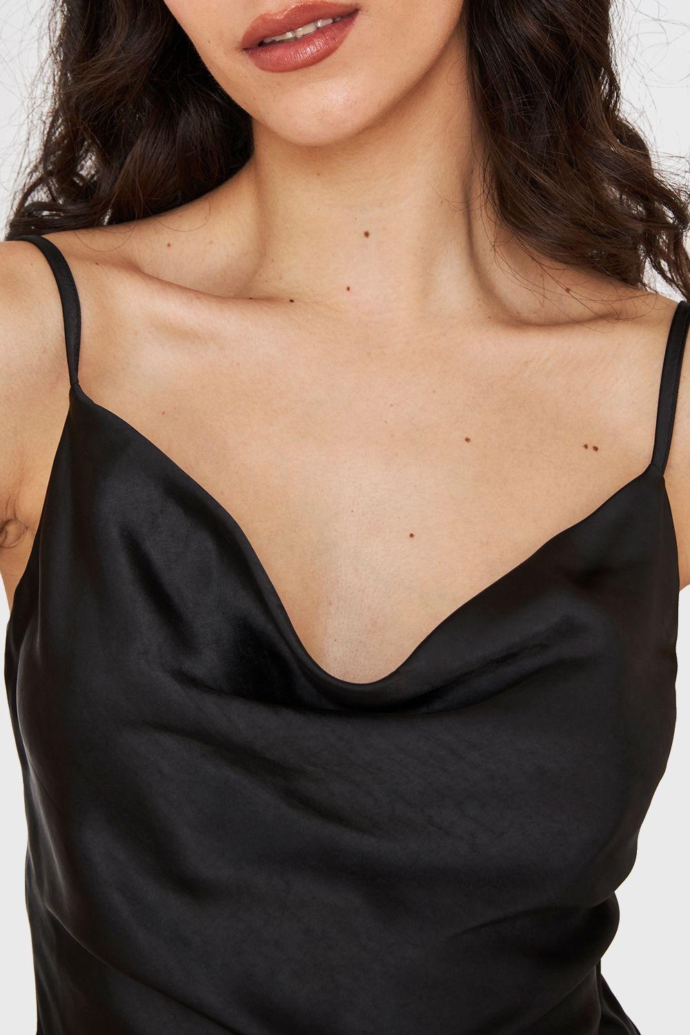 Top Tipo Satín Escote Drapeado Negro Nicopoly-5