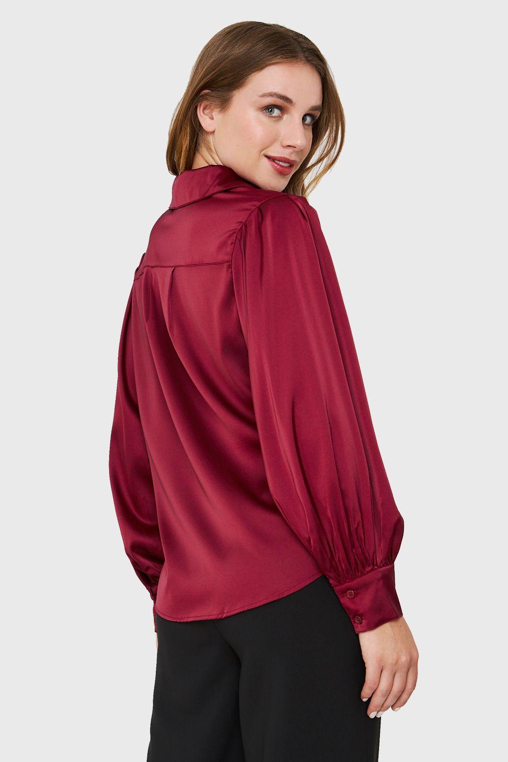 Blusa Tipo Satín Botonera Invisible Burdeo Nicopoly-3