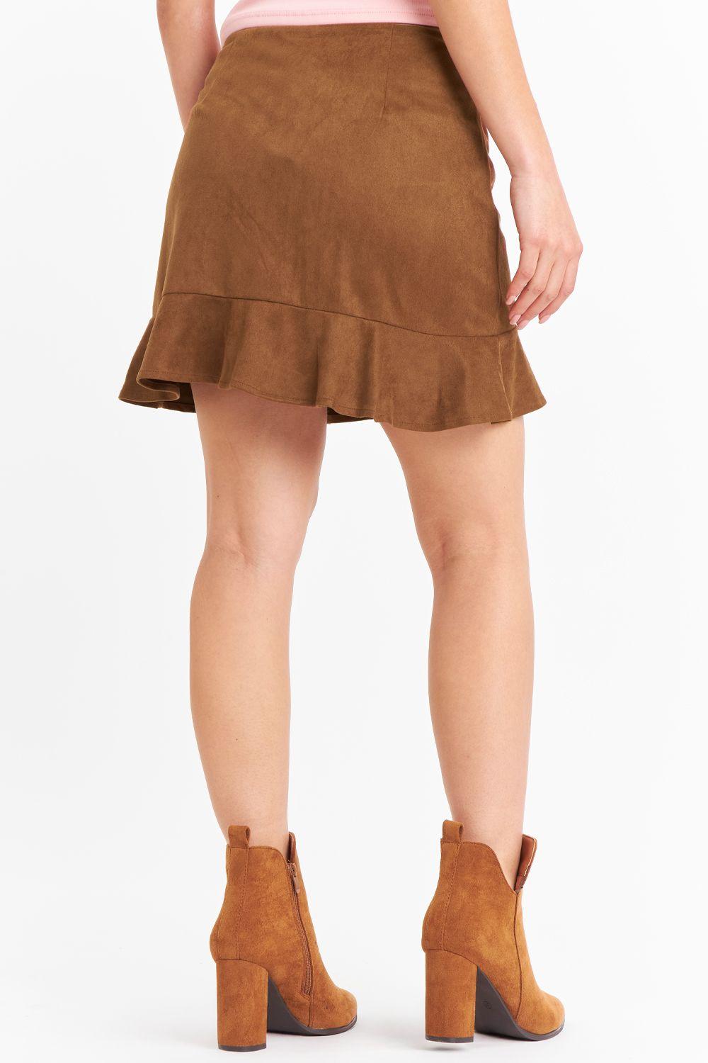 Falda Short Tipo Gamuza Café Nicopoly-3