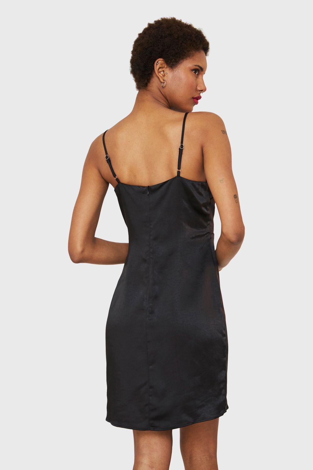 Vestido Corto Tipo Satín Negro Nicopoly-3
