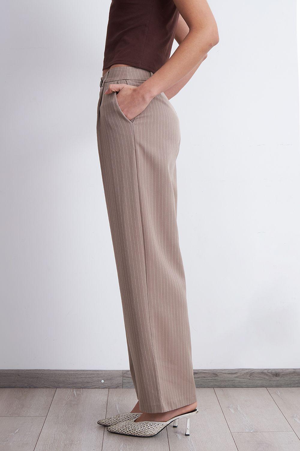 Pantalón Recto Raya Diplomática Khaki Nicopoly-2