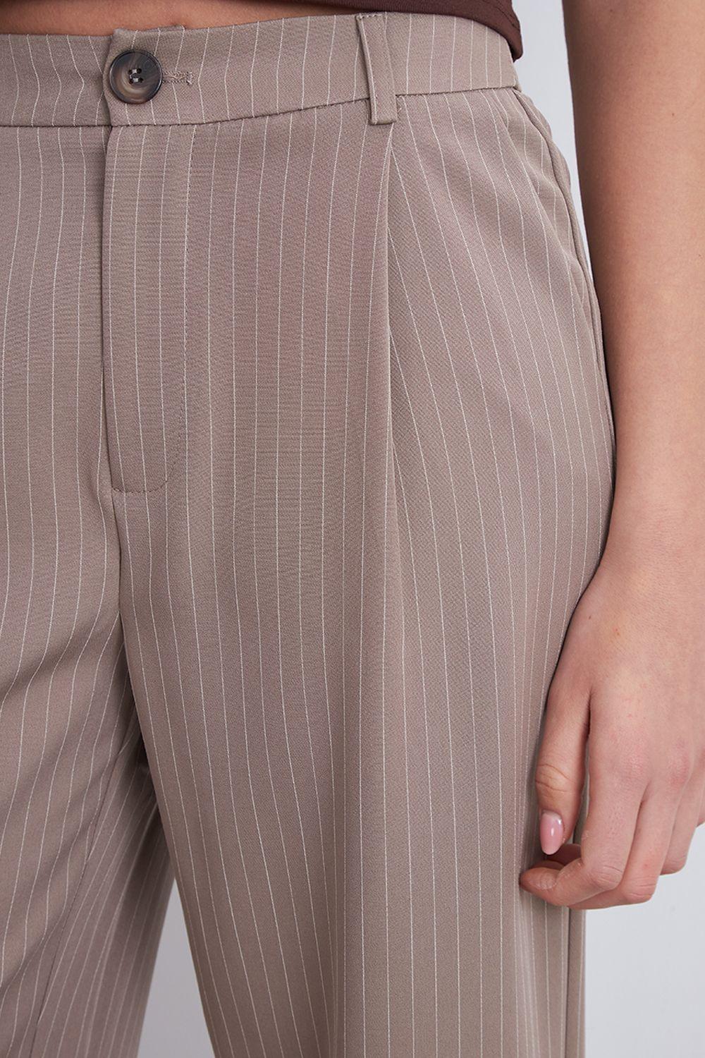 Pantalón Recto Raya Diplomática Khaki Nicopoly-6