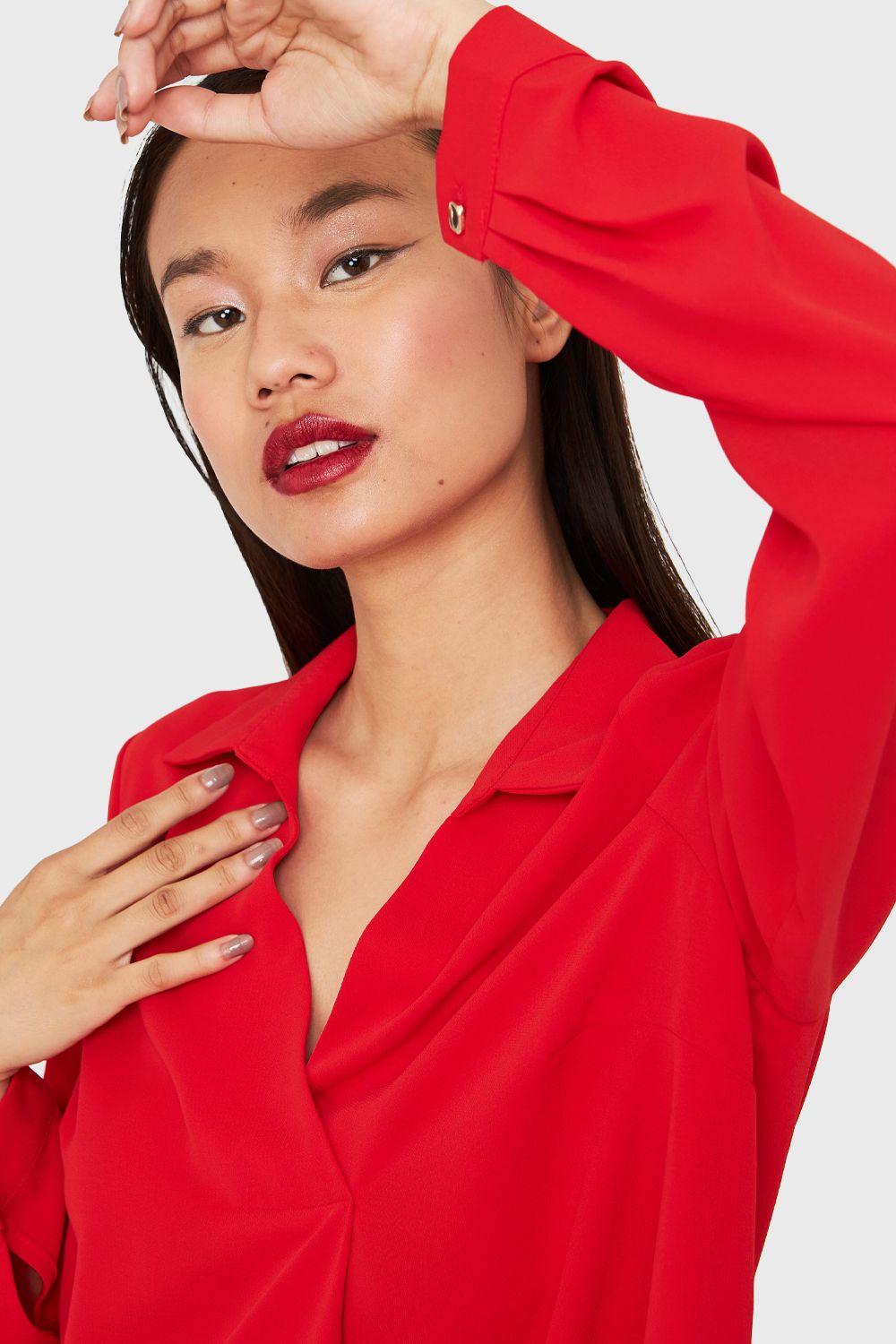 Blusa Cuello Camisero Escote V Rojo Nicopoly-5