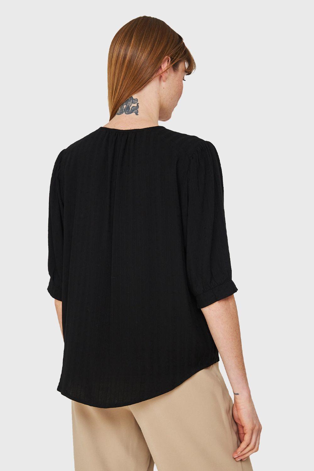 Blusa Holgada Negro Nicopoly-3