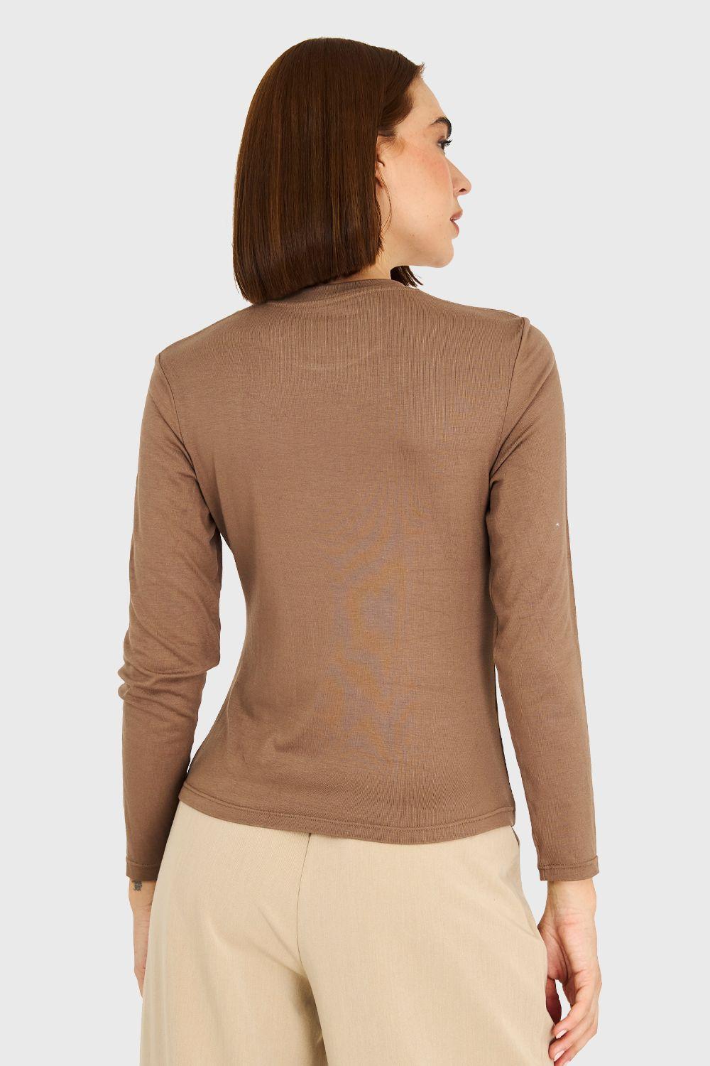 Polera Cuello Redondo Café Nicopoly-3