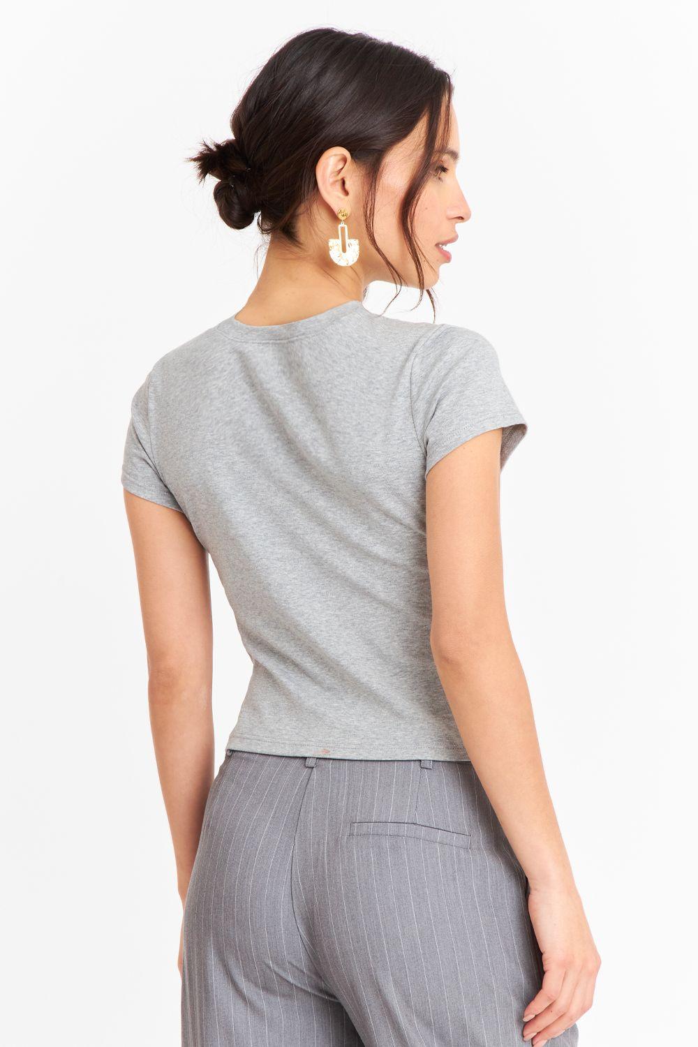 Polera Manga Corta Básica Gris Nicopoly-3